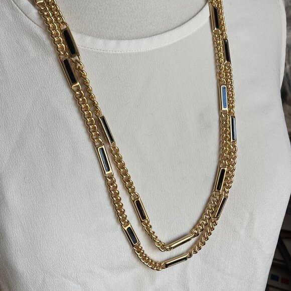 Two Vintage Thick Gold Tone Chain Necklaces Black Rectangular Bars Mod Chunky - Picture 2 of 7